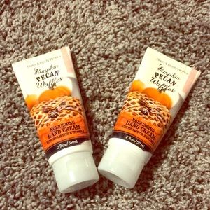 Travel size pumpkin pecan waffle lotion